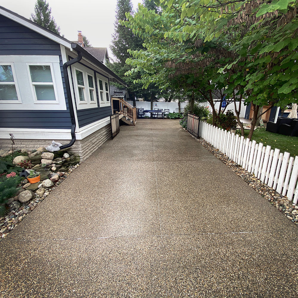 Pressure washing pavers